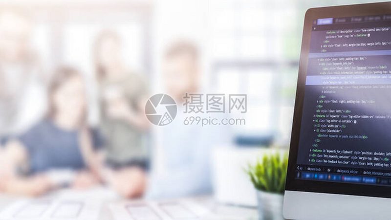 在公众号开发完成后，需要进行全面的测试和优化，确保其稳定运行。费用包括：